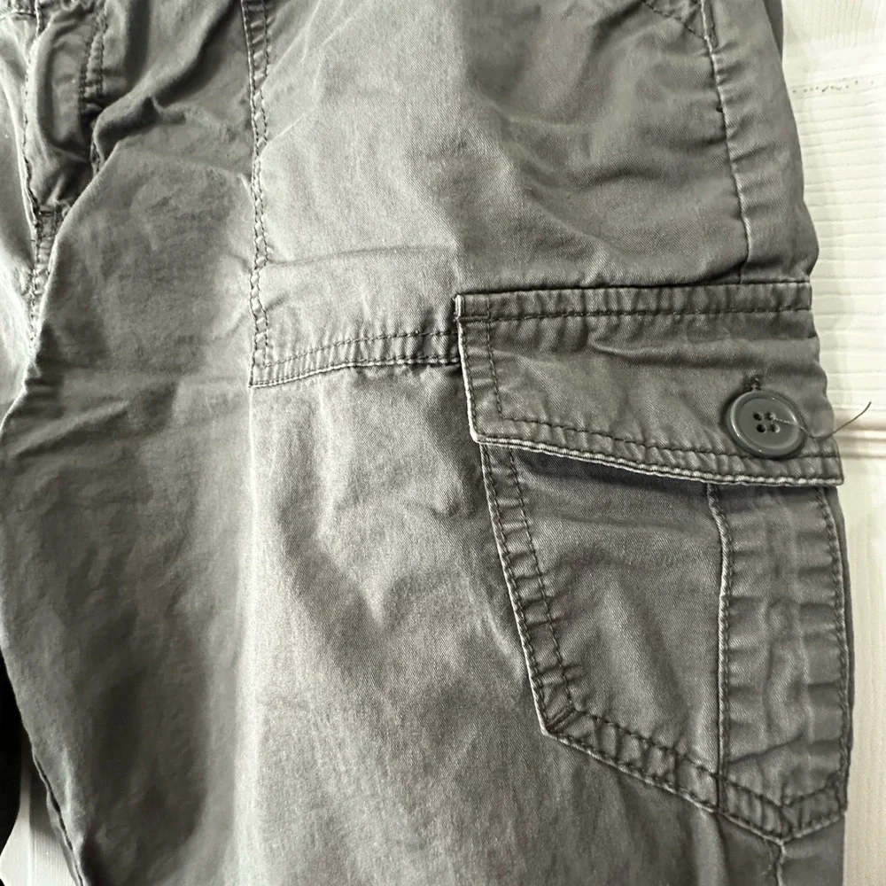 Apt. 9 Women's Gray Cargo Shorts